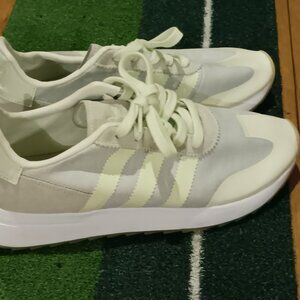 Women's Adidas Flash Back Pastel Green Size 9 (EUR 41.5)